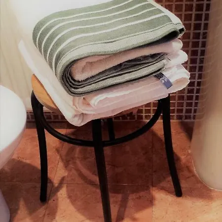 Aps La Deva De شقة